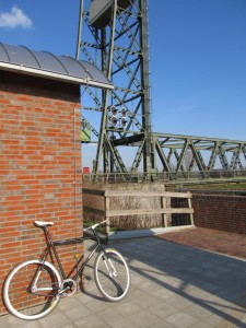 Two minute photo break at the lifting bridge across the river Hunte